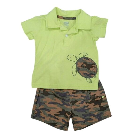Bundle of 2 boys short sets - Picture 1 of 4